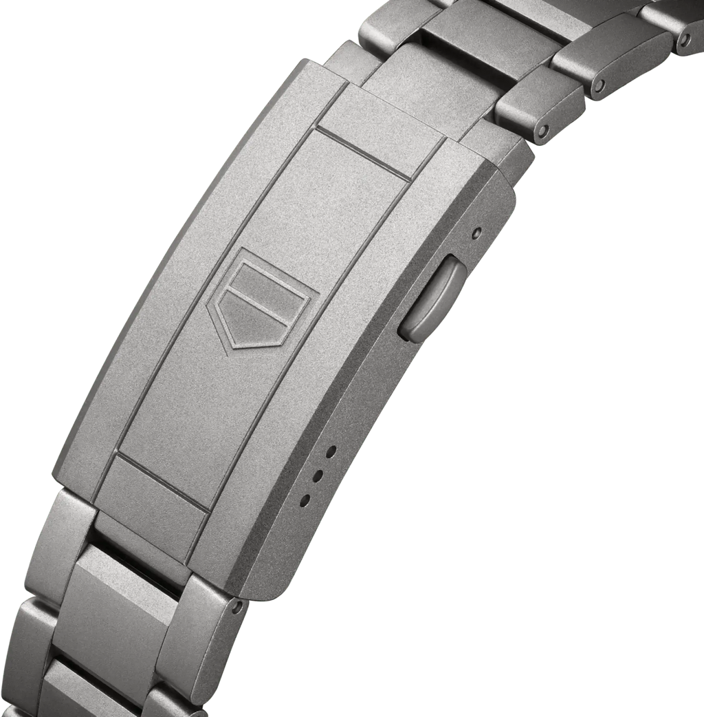 TAG Heuer Aquaracer Solargraph 40mm Titanium Watch WBP1182.BF0000